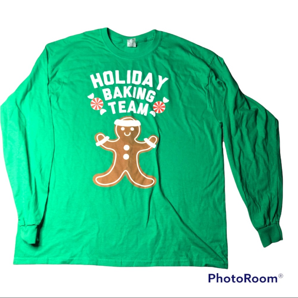 green long sleeve tee “Holiday Baking Team” w/ gingerbread man size XL